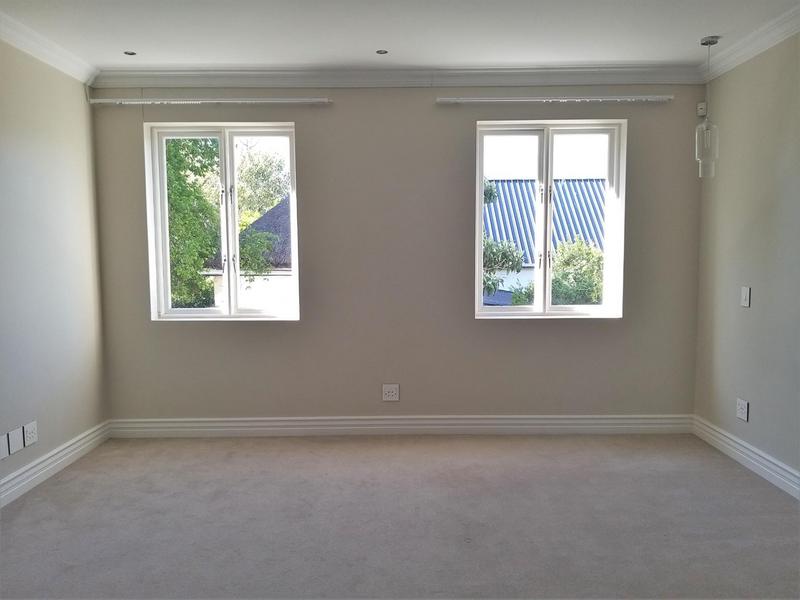 To Let 3 Bedroom Property for Rent in Claremont Western Cape